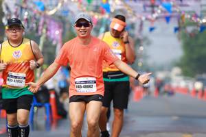 BIB: 42052, 40662
                            <button type="button" onclick="openModal(9892818)" class="btn btn-primary btn-sm float-right btn-popup" data-toggle="modal" data-target=".modal-high-quality">
                        <i class="fas fa-shopping-cart"></i> Add to Cart
                    </button>
                                            <button type="button" onclick="isThisMe(9892818, true)" class="btn btn-success btn-sm float-right btn-popup btn-isme hidden" data-toggle="tooltip" data-placement="bottom" title="นี่คือรูปของคุณใช่ไหม คลิกที่นี่เพื่อเอาเข้าอัลบั้ม">
                        <i class="fas fa-plus"></i> Add to album
                    </button>
                    <button type="button" onclick="isThisMe(9892818, false)" class="btn btn-warning btn-sm float-right btn-popup btn-isnotme hidden">
                        <i class="fas fa-ban"></i> Remove from album
                    </button>